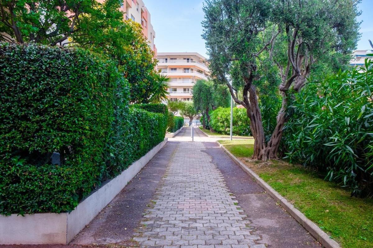 Le Riviera ~ Jardin ~ Parking ~ Climatisation Leilighet Cagnes-sur-Mer Eksteriør bilde